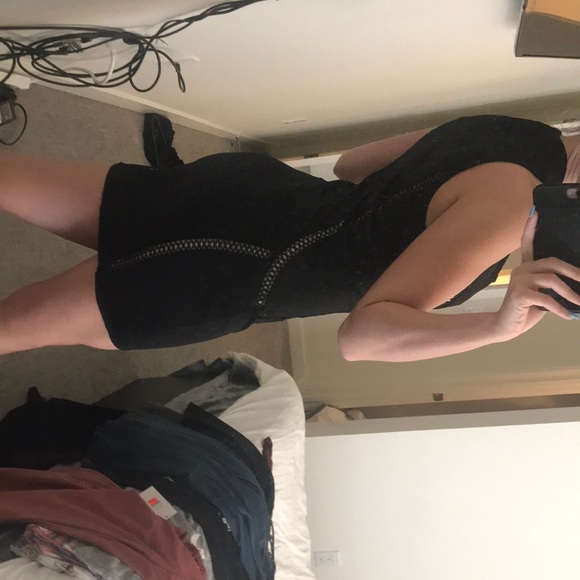 Dress size medium - Picture 5 of 5